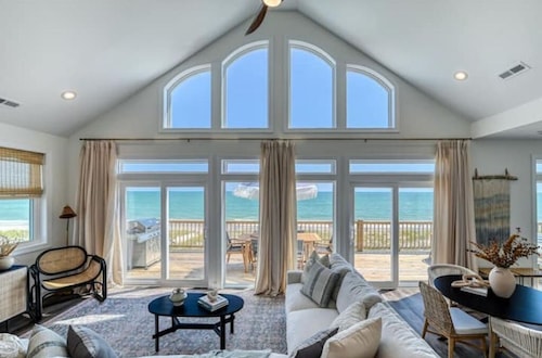 Brand New Oceanfront North Topsail Beach, Private Pool, Hot Tub, and Elevator!