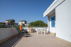 Outdoor dining - SE027 - Senigallia, large four-room apartment with terrace (Senigallia)