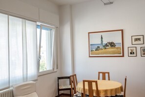 Dining - SE027 - Senigallia, large four-room apartment with terrace (Senigallia)