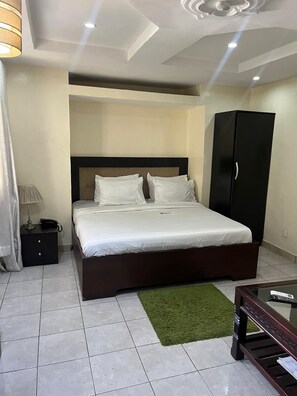 Individually decorated, individually furnished, laptop workspace - Hillside Gardens (Lagos)