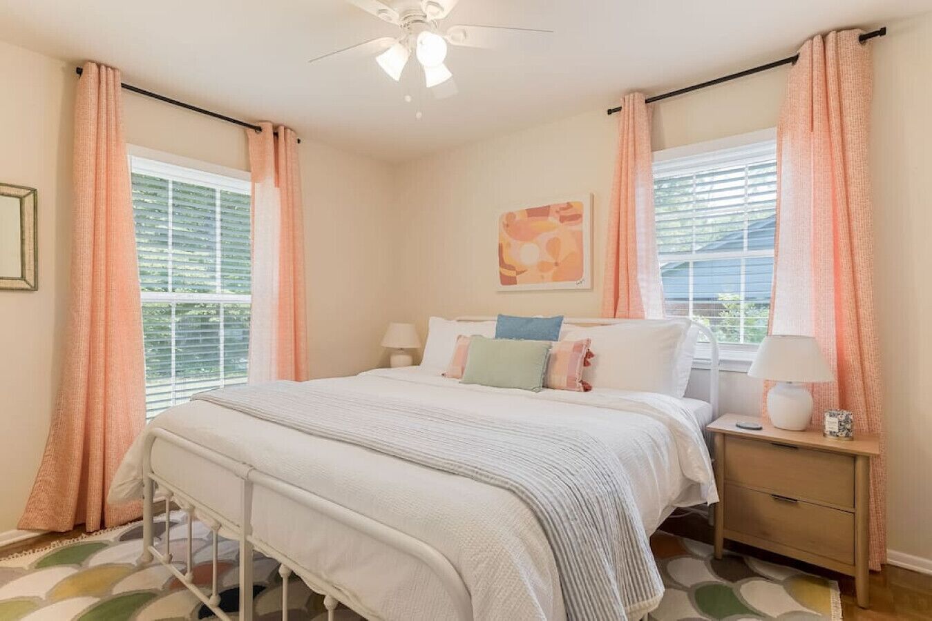 3 bedrooms, desk, iron/ironing board, WiFi