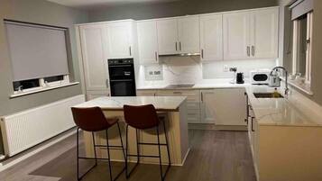 Horno y lavavajillas