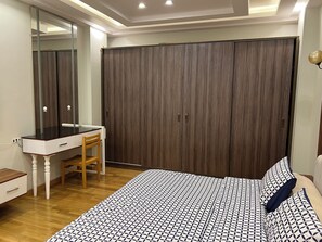 3 camere, una cassaforte in camera, ferro/asse da stiro, Wi-Fi gratuito