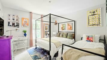 3 bedrooms, in-room safe, desk, iron/ironing board