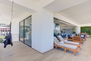 Terrace/patio - Luxurious SohoPV Balcony w/ Rooftop Pool & Views (Puerto Vallarta)