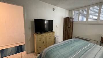 1 多间卧室、熨斗/熨衣板、WiFi、床单