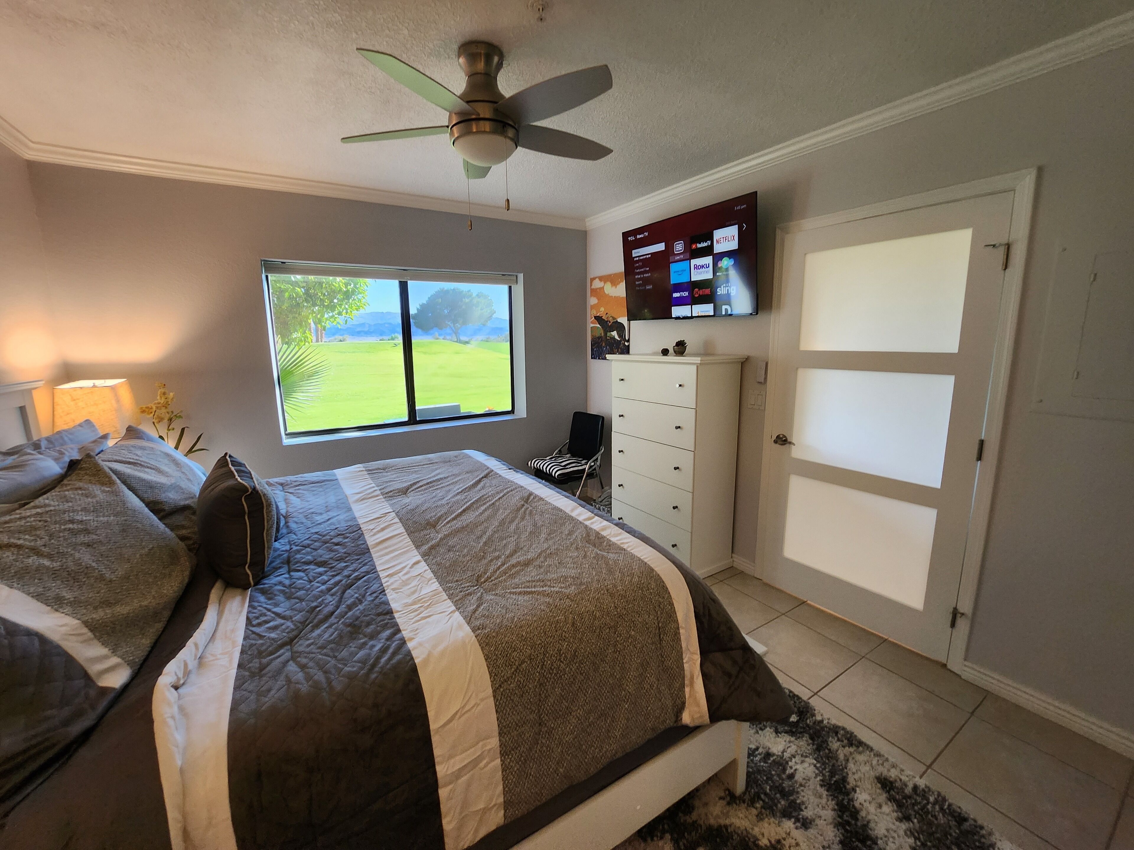 2 chambres, bureau, Wi-Fi gratuit, draps fournis