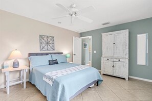 3 habitaciones, escritorio, tabla de planchar con plancha y wifi gratis 