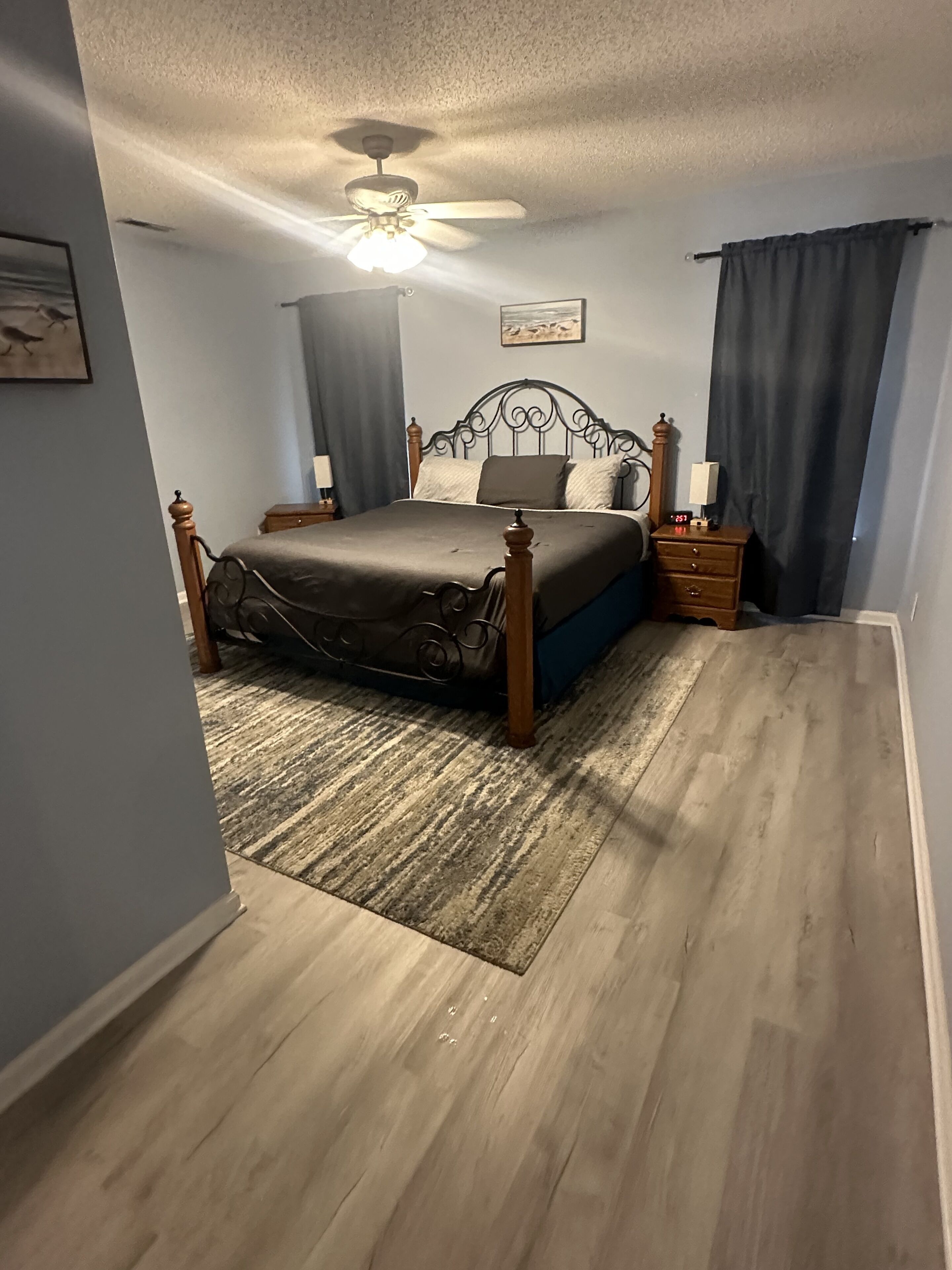 Cute home only 3 minutes from ECU Health. 