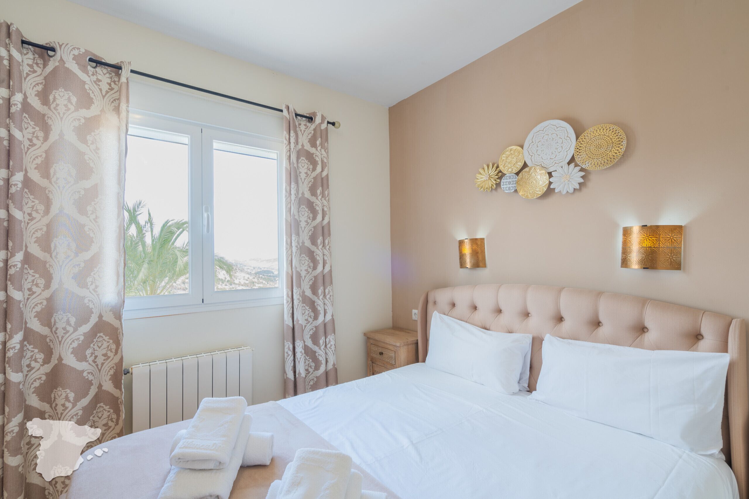 5 slaapkamers, een strijkplank/strijkijzer, gratis wifi, beddengoed