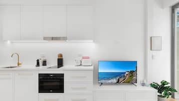 Micro-ondes, four, plaque de cuisson, lave-vaisselle