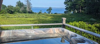 Stay in this beautiful home: ocean views and access to midcoast Maine's charm! 