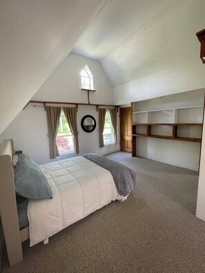 4 chambres, coffres-forts dans les chambres, bureau, Wi-Fi