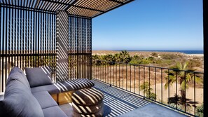 Property grounds - Beautiful 2nd Story Apartment with Unobstructed Ocean Views, besides the Beach  (Todos Santos)