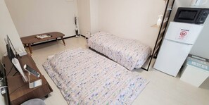 Basic Apartment | Desk, free WiFi