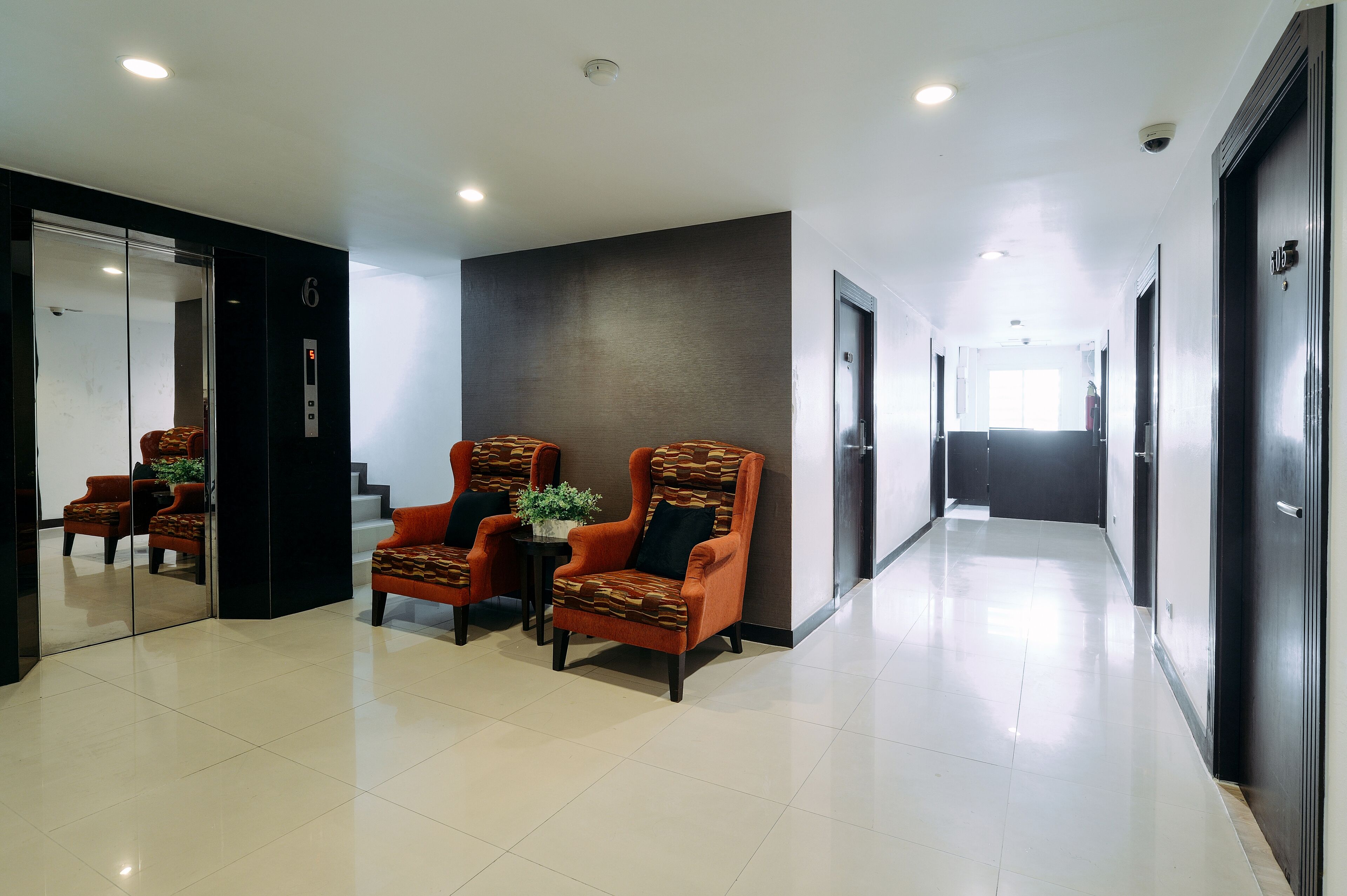 Foto - Tori Crown Hotel