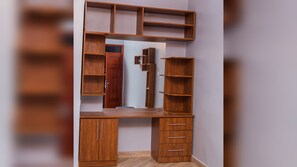 Interior - Beautiful 1-Bed apartment in the heart of Kampala (Kampala)