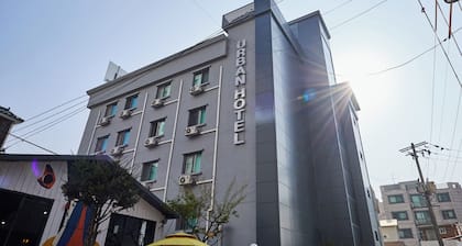 Urban Hotel