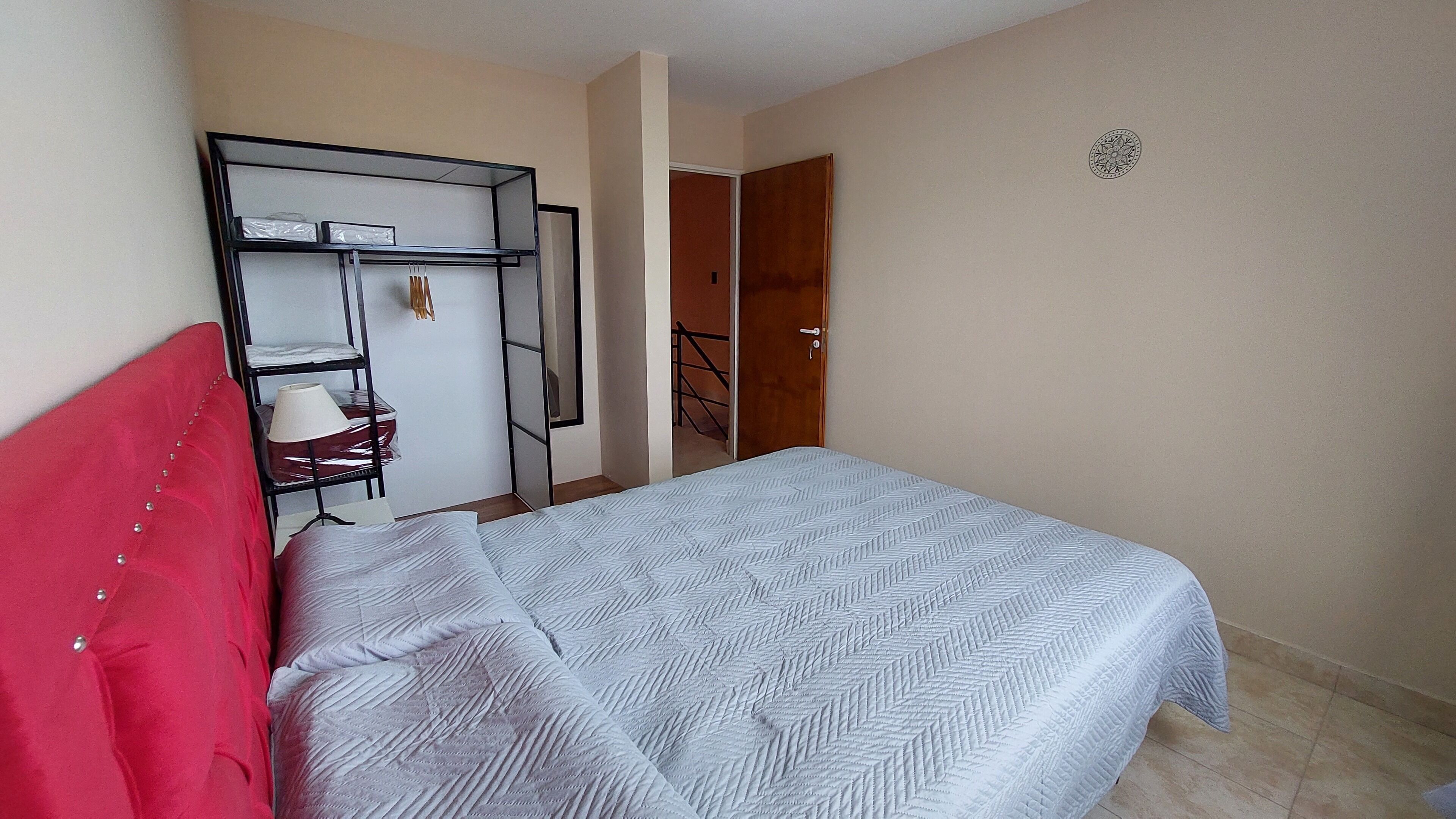 2 makuuhuonetta, Wi-Fi, vuodevaatteet