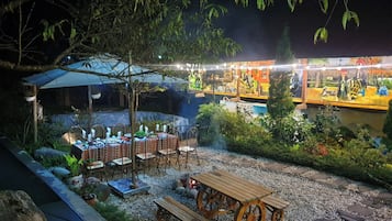 Nhà hàng