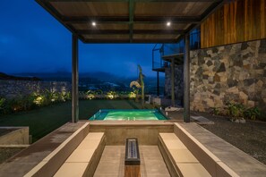 Udendørs pool
