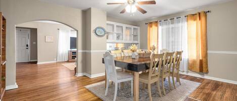 تناول الطعام