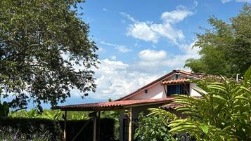 Wi-Fi gratuit, draps fournis