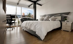 5 camere, una cassaforte in camera, ferro/asse da stiro, Wi-Fi