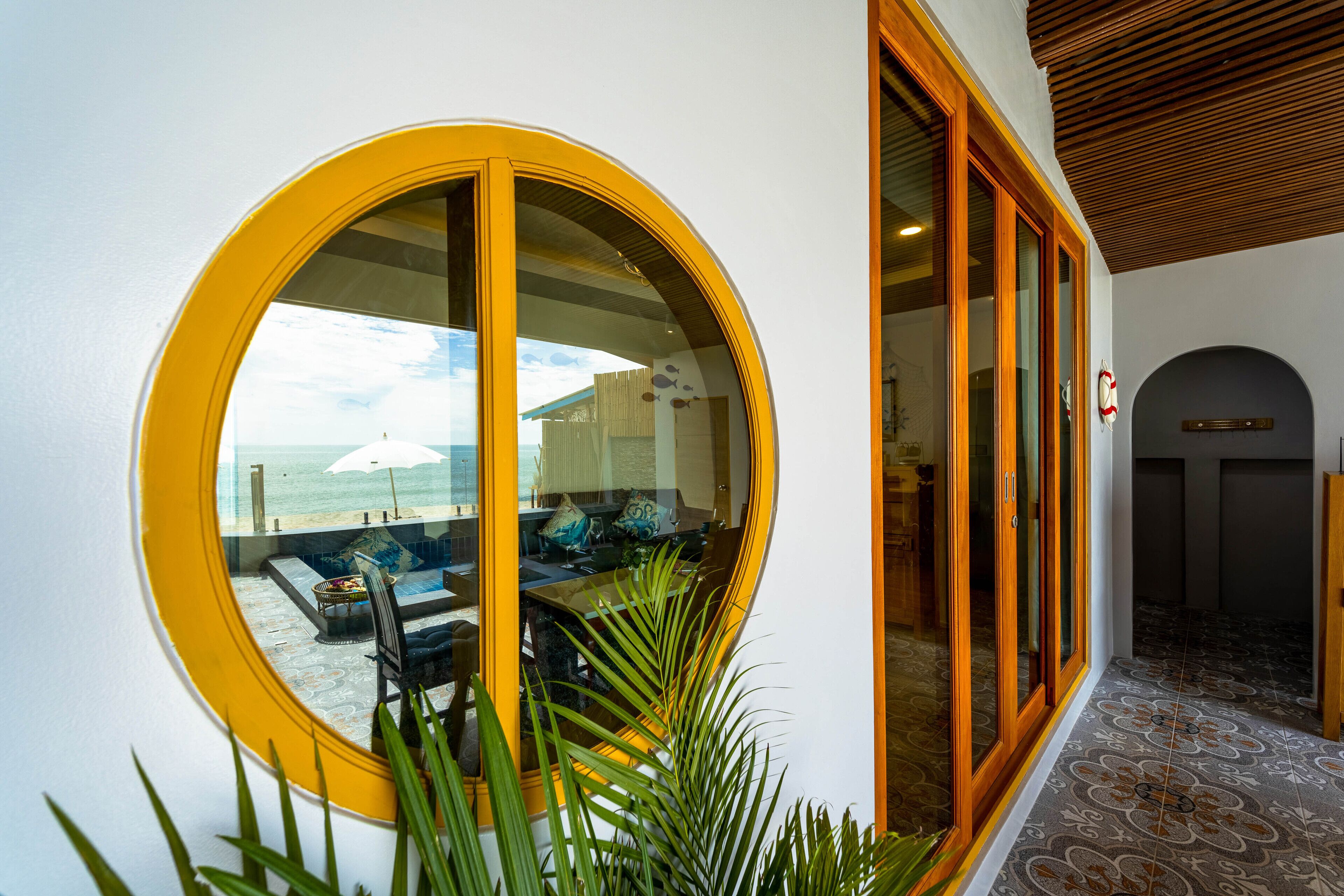 숙박 시설 정면