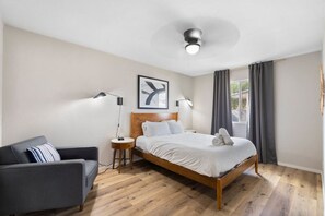 2 bedrooms, WiFi - Across the Street Apartment 8 | 8 Plex units (Scottsdale)