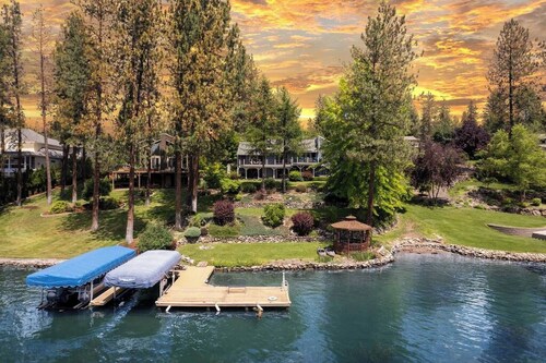 Luxe Lake Home | Hot Tub + Private Dock & Beach