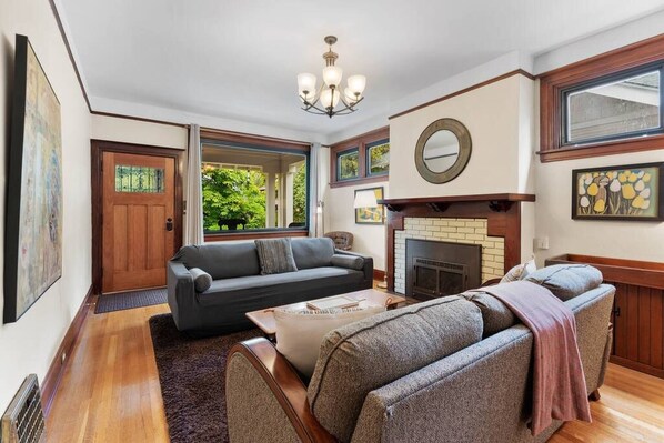 Fireplace - Charming South Hill Craftsman—Porch, Chef’s Kitchen, Yard & BBQ (Spokane)