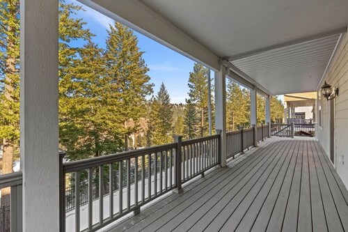 Big House Energy | Spokane Stay That Hits