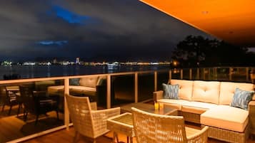 Luxury Condo, Non Smoking, Ocean View | Terrace/patio