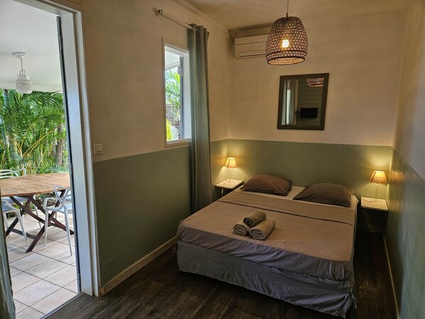 1 bedroom, iron/ironing board, free WiFi, bed sheets