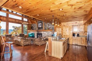 Interior - 5BR Indoor Pool • Hot Tub • Mountain Views (Sevierville)