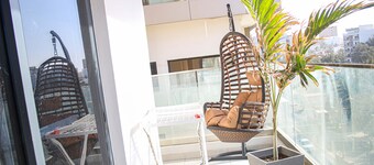 Superb Urban Oasis in Almadies