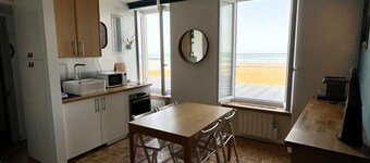 À L'est - Studio vue mer sur la Digue
