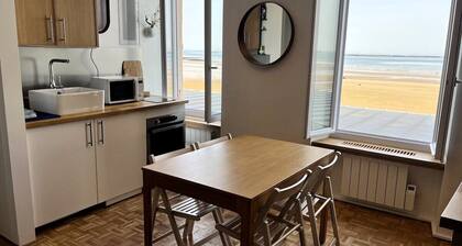 À L'est - Studio vue mer sur la Digue