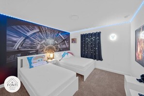 4 bedrooms, iron/ironing board, travel cot, free WiFi - 2693 Resort 4BR House Waterpark by Disney Orlando (Kissimmee)