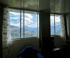 Deluxe Studio - The Hill Castle (Gangtok)