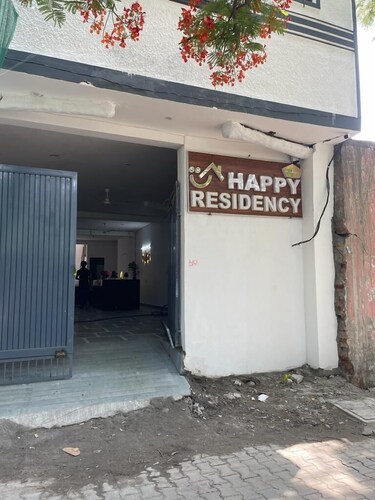 Roomshala 123 Happy Homes Saket