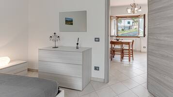 1 Schlafzimmer, Bügeleisen/Bügelbrett, kostenloses WLAN, Bettwäsche