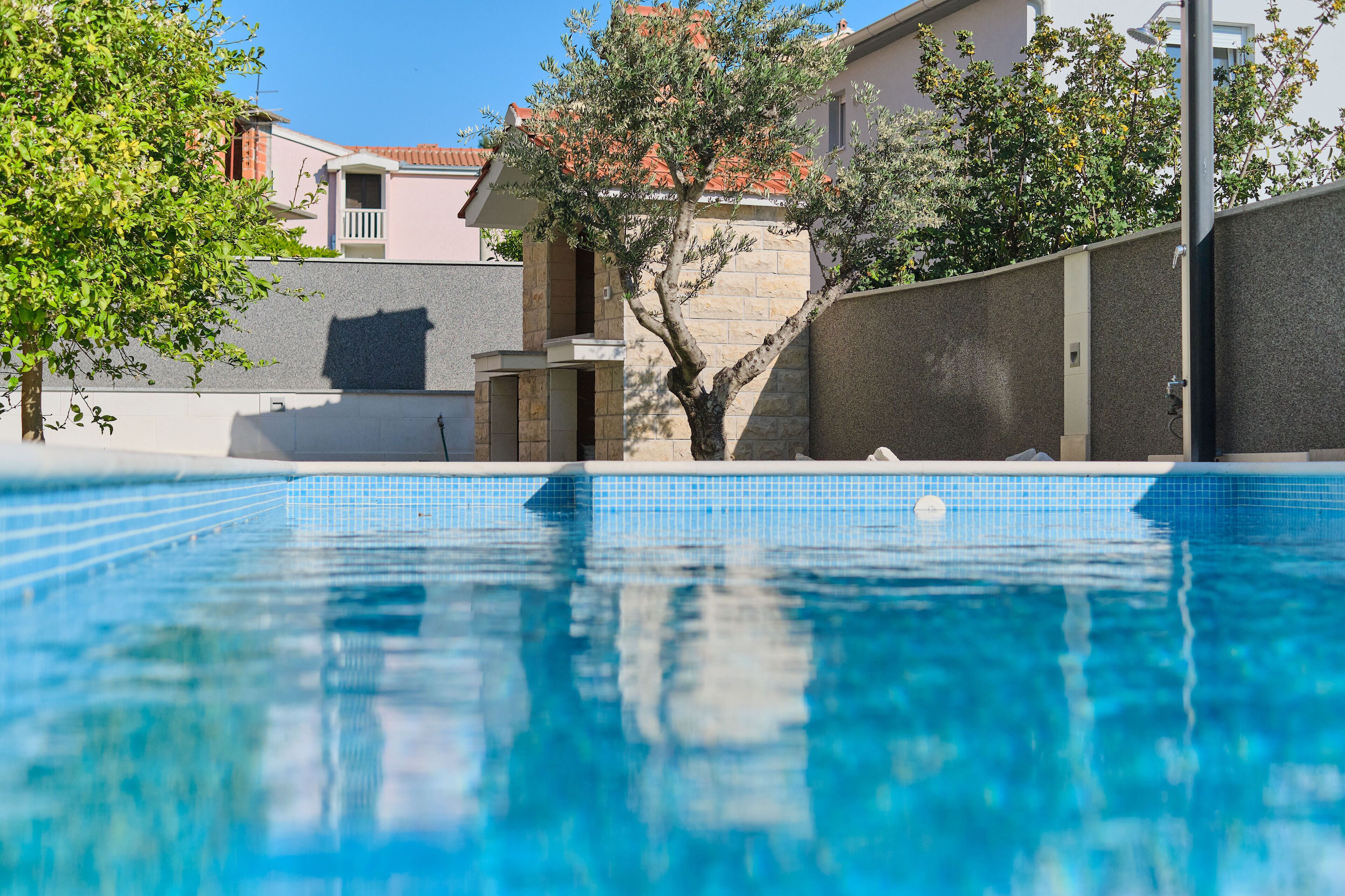 Seasonal outdoor pool
