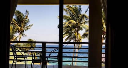 Minshuku KCS Hotel and Restaurant