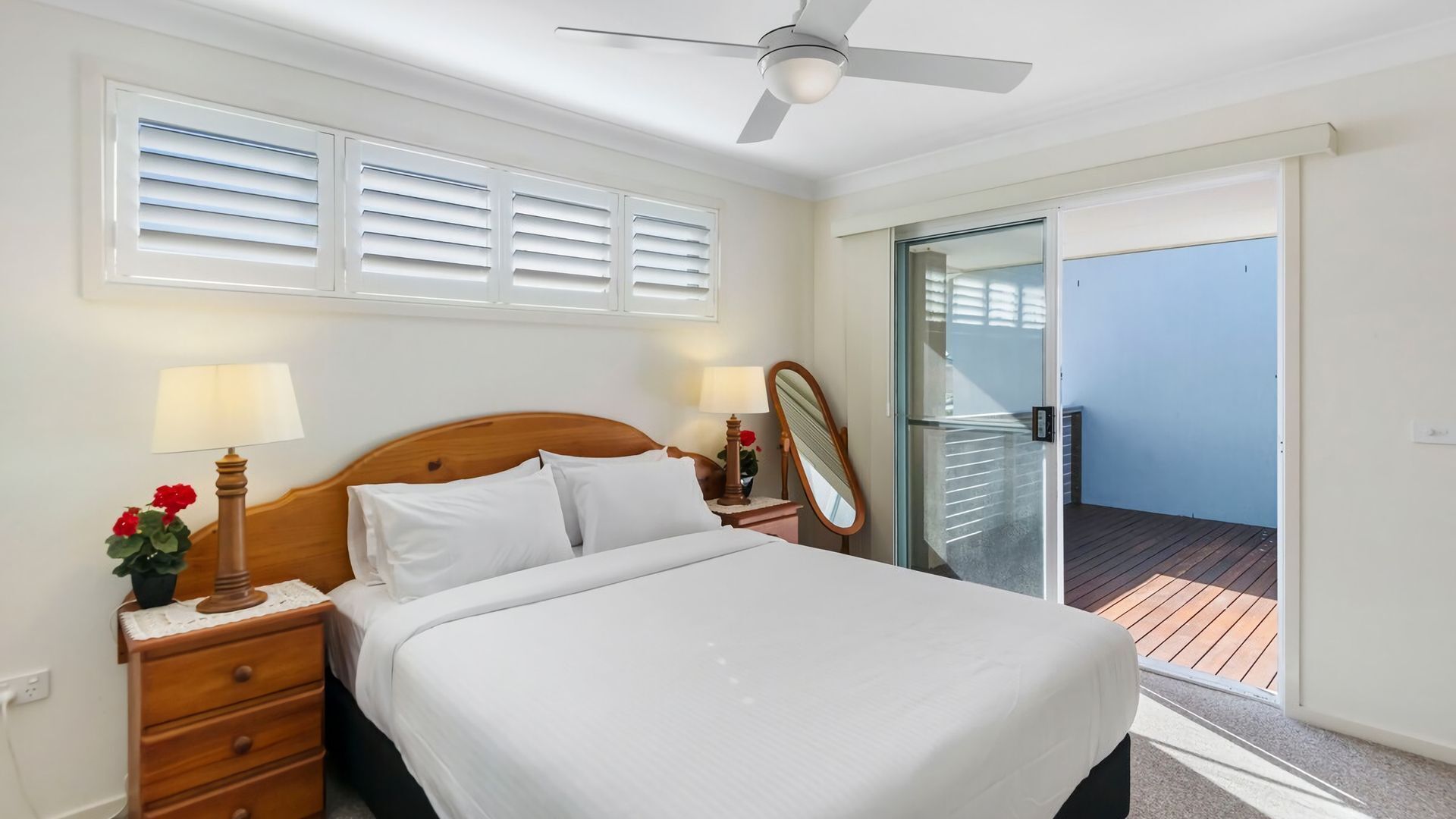 Sunset At Gibbon - Downtown Lennox Townhouse - Ballina