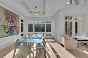 Dining - The Grand Escape, Modern Luxury, Class (Atlanta)