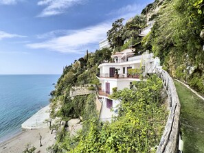 Front of property - Due Relais - Panoramic Sea View Suites  (Vietri sul Mare)