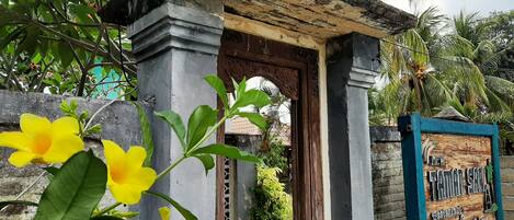 Fachada da propriedade