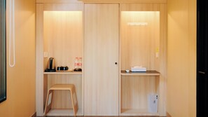 Executive Cabin | 1 bedroom, soundproofing, free WiFi, bed sheets - Bobocabin Madasari Pangandaran (Cimerak)